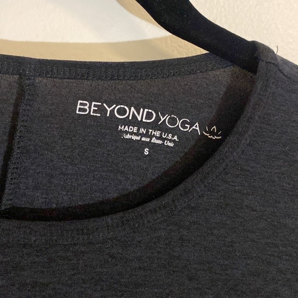 Beyond Yoga Black Draw The Line Pullover Women's Size Small - Picture 2 of 9